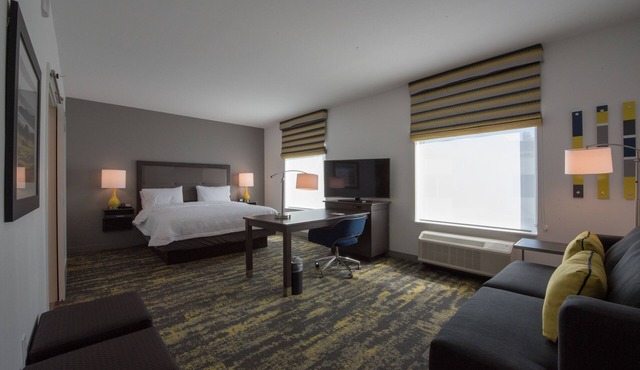 Hampton Inn & Suites Irvine-Orange County Airport in Irvine