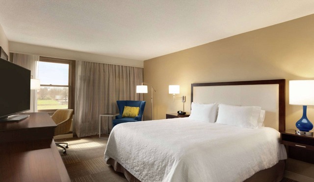 Hampton Inn & Suites Springdale in Springdale