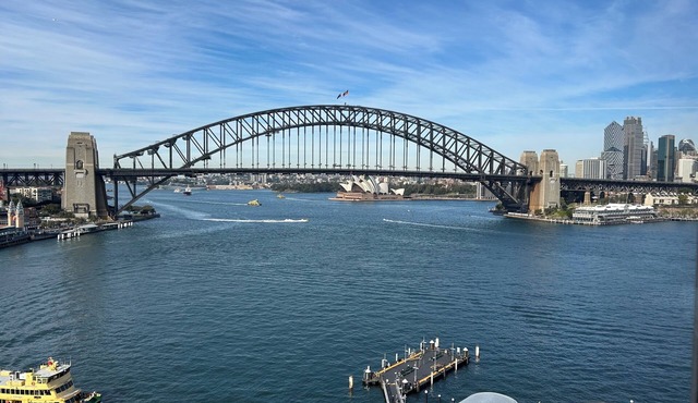 Harbourside 81 - Stunning Studio Apartment - Harbour Bridge & Opera House Views in McMahons Point
