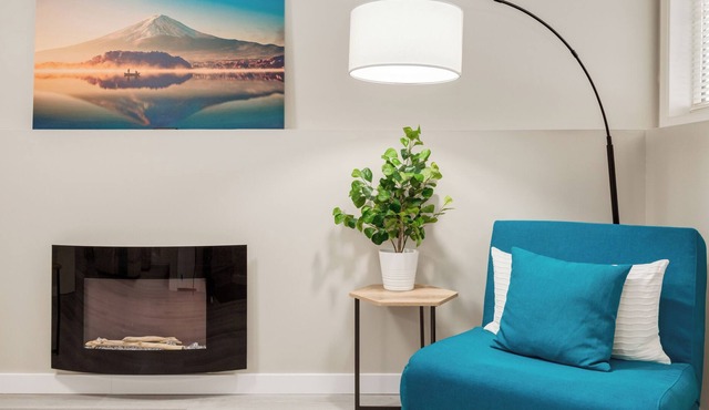Hidden gem! Modern-chic guest suite in Central NW in Calgary