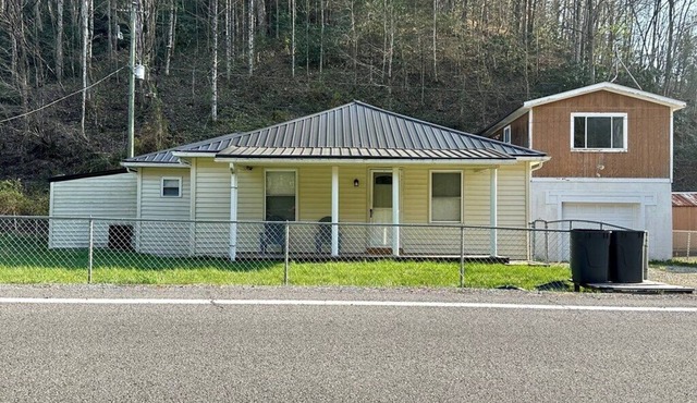 Hillside Hideaway 2 - A Hatfield McCoy Rider Retreat in Herndon