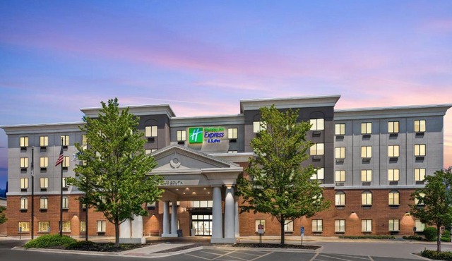 Holiday Inn Express & Suites Chicago West-O'Hare Arpt Area by IHG in Hillside