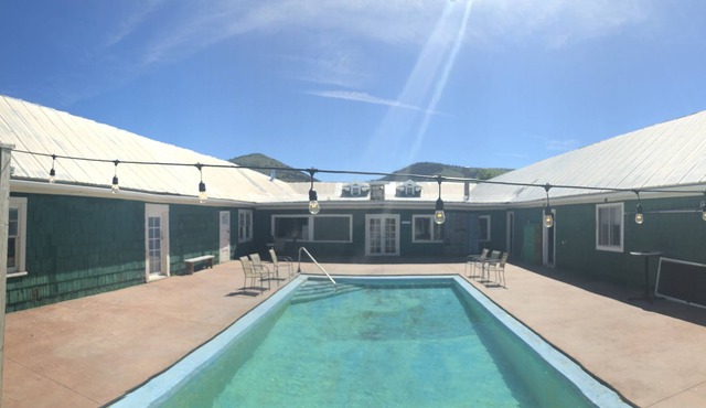 Hunter's Hot Springs in Lakeview