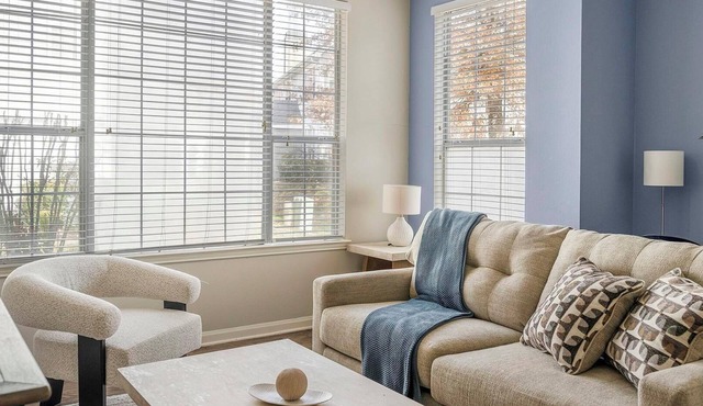 Landing | Modern 1BD, Gym, Clubhouse in Murfreesboro