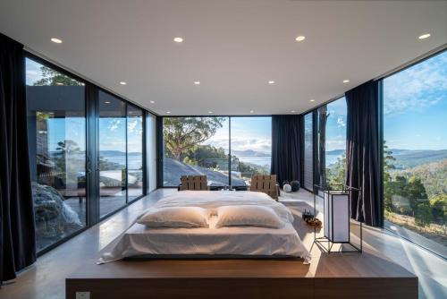 Mountain Top Snug, Studio Itas in Snug