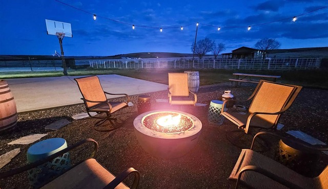 Multifamily 6 bed 3 bath home with fun for everyone! in Lewiston