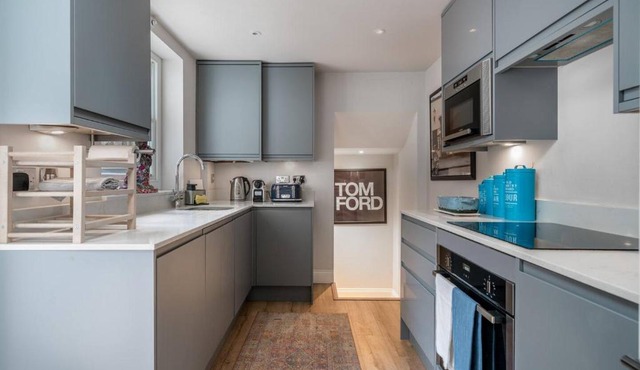 Niru Experience Hidden Secret 2BD 2BA in London