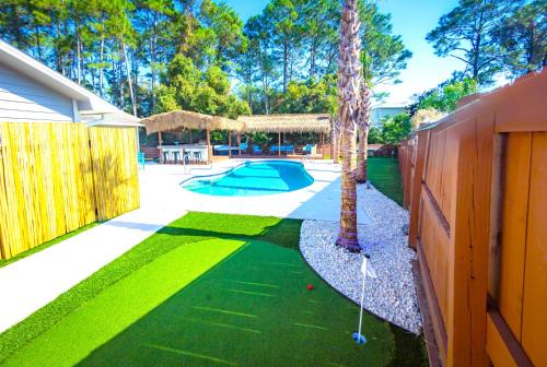 Panhandle Paradise, Heated Pool, Hot Tub, Mini & Disc Golf, Game Room in Panama City Beach