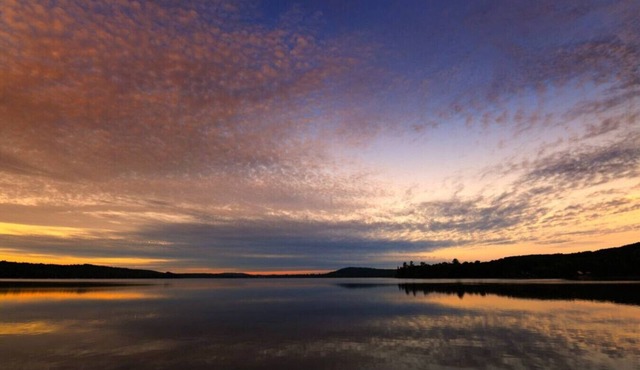 Pause. Reflect. at Dimensions | Cabin Nine | Meals Included in The Blue Mountains