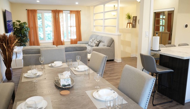 Peaceful Kitchener Getaway 5BR Home w/BBQ & Modern Kitchen in Kitchener