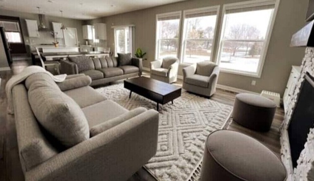 Pristine Spacious Home & Private Attached Suite in Maple Grove