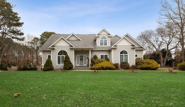Pristine Westhampton Rental in Westhampton