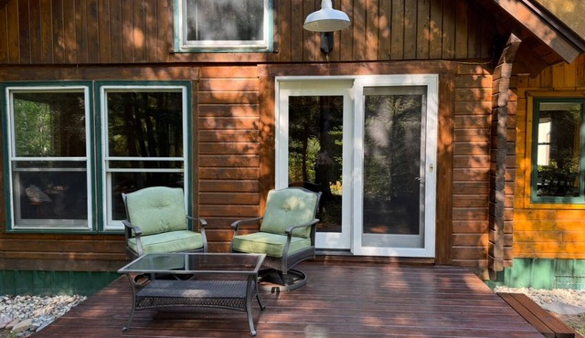 Private Upper Peninsula River Cabin/Sleeps 6/Fishing/Hiking & Relaxing in L'Anse