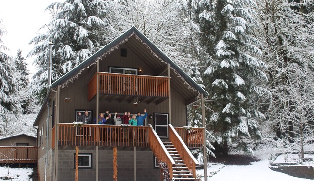 Relaxing Fall Creek Vacation Rental in Fall Creek