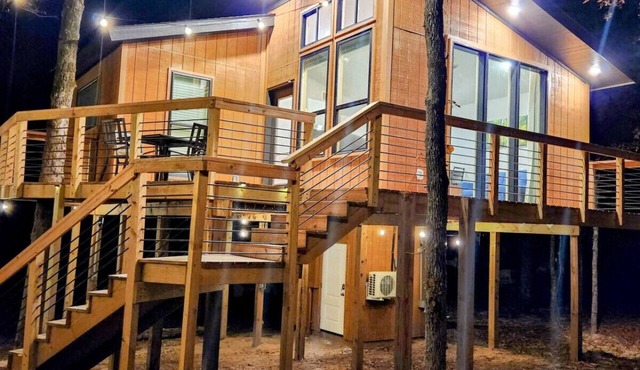 Relaxing Treehouse Getaway in Athens