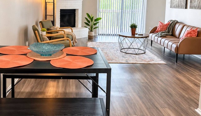 SOCO 2BDR-Shoping, Dining, Music - Apartment in Austin