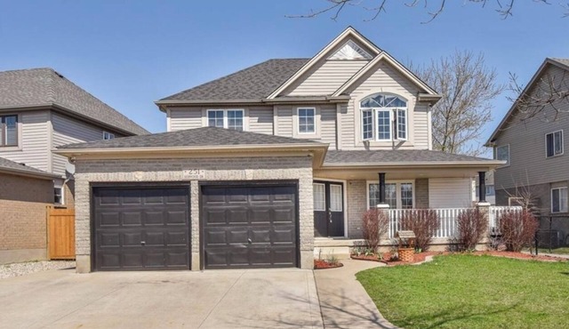 Spacious 5 Bedroom Home in Cambridge in Cambridge