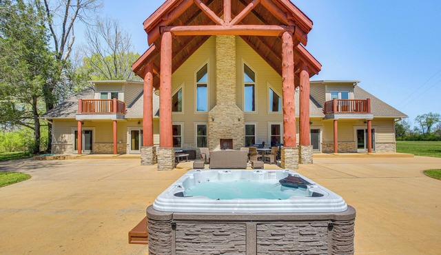 Spacious Group Getaway Near Cumberland River! in Celina