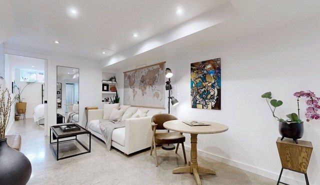 Spacious & Sunny 1BD with Backyard in Toronto