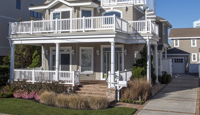 Stone Harbor - Steps to Beautiful Beach in Stone Harbor