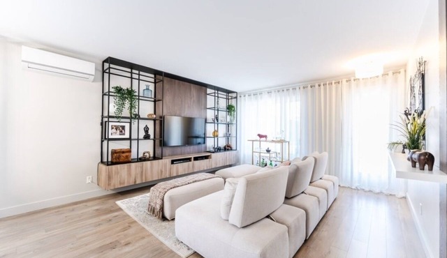 Streamlined apartment with 2 free parking spaces. in Drummondville