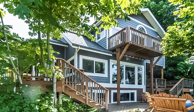 Stunning riverfront home w/ spacious deck, grill, two kitchens, & private dock in Portland