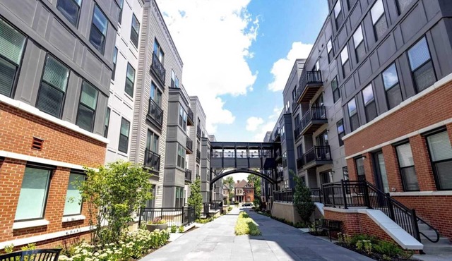Stylish apartments near shops and entertainment in Cincinnati