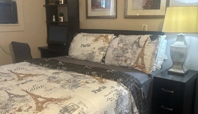 Tiny home for short and long term also in Sugar Land