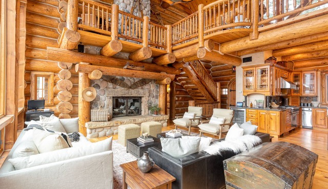 Ute Lodge by AvantStay | Cozy Expansive Mountain Home | Close to the Slopes! in Mountain Village