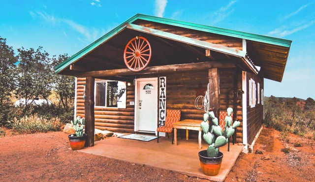 W-W: Ranch Mountain Cabin, Cute and Quaint in Monticello