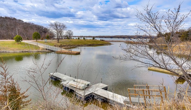 Waterfront Crofton Cabin - Boat Dock & Fire Pit! in Crofton