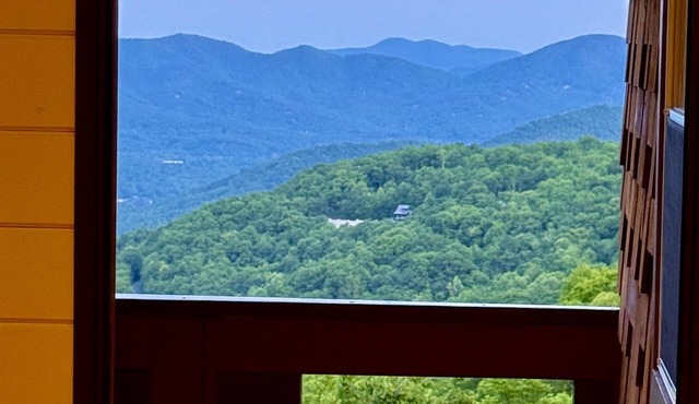 Welcome to Black Mountain Stomping Ground's Shroom with a View w King Bed/view in Black Mountain