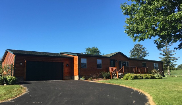 Wild Rose Ranch Guest Cabin in Baraboo