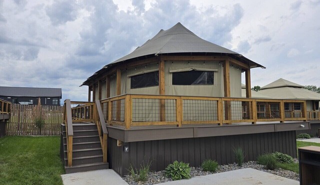 Wildebeest Luxury Tent # 4 in Chittenango