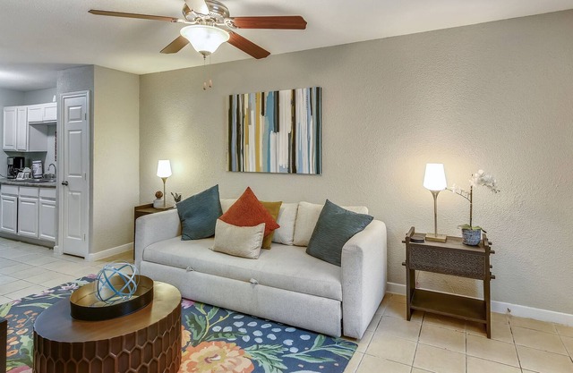Anchor by Pleasure Pier #7: Updated Condo Community, Heart of the City in Galveston