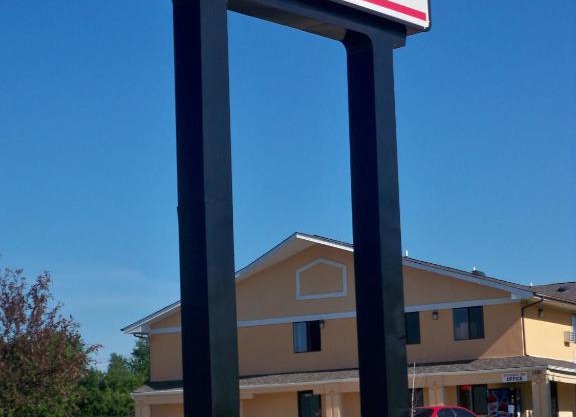 Economy Inn Wentzville 