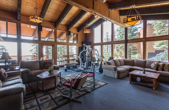 Timber Ridge 11 in Mammoth Lakes