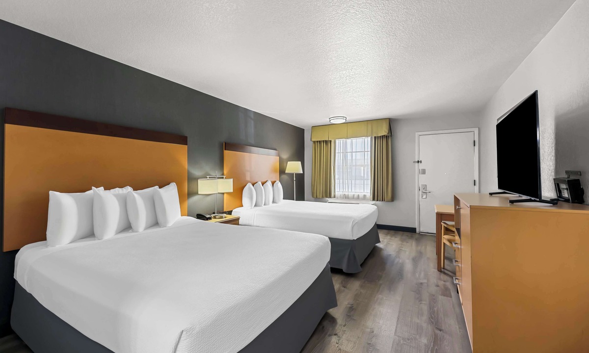 Medford Hotel | Best Western Horizon Inn