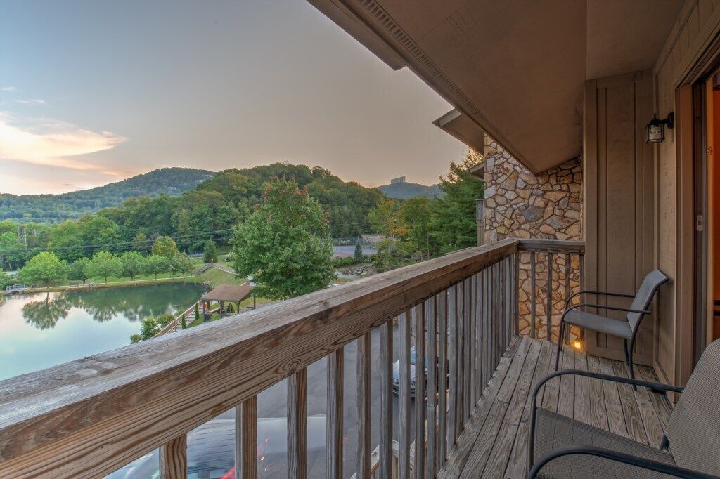Banner Elk Villa | Blue Ridge Village (Banner Elk) - 2 Bedroom Villa