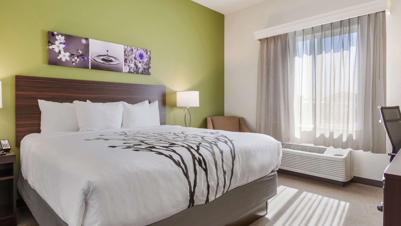 Photo of Bedroom in Boardman