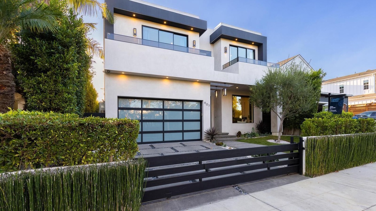 Photo of Outdoor in Melrose
