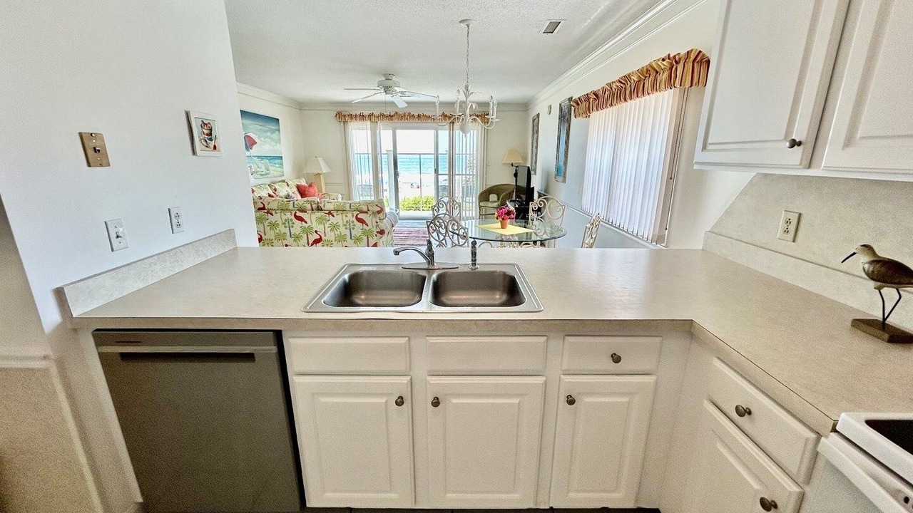 Photo of Kitchen in Surfside Beach