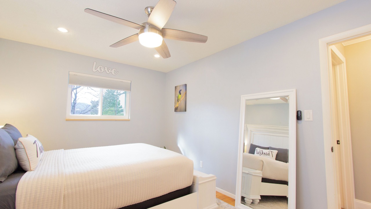 Photo of Bedroom in West Colorado Springs