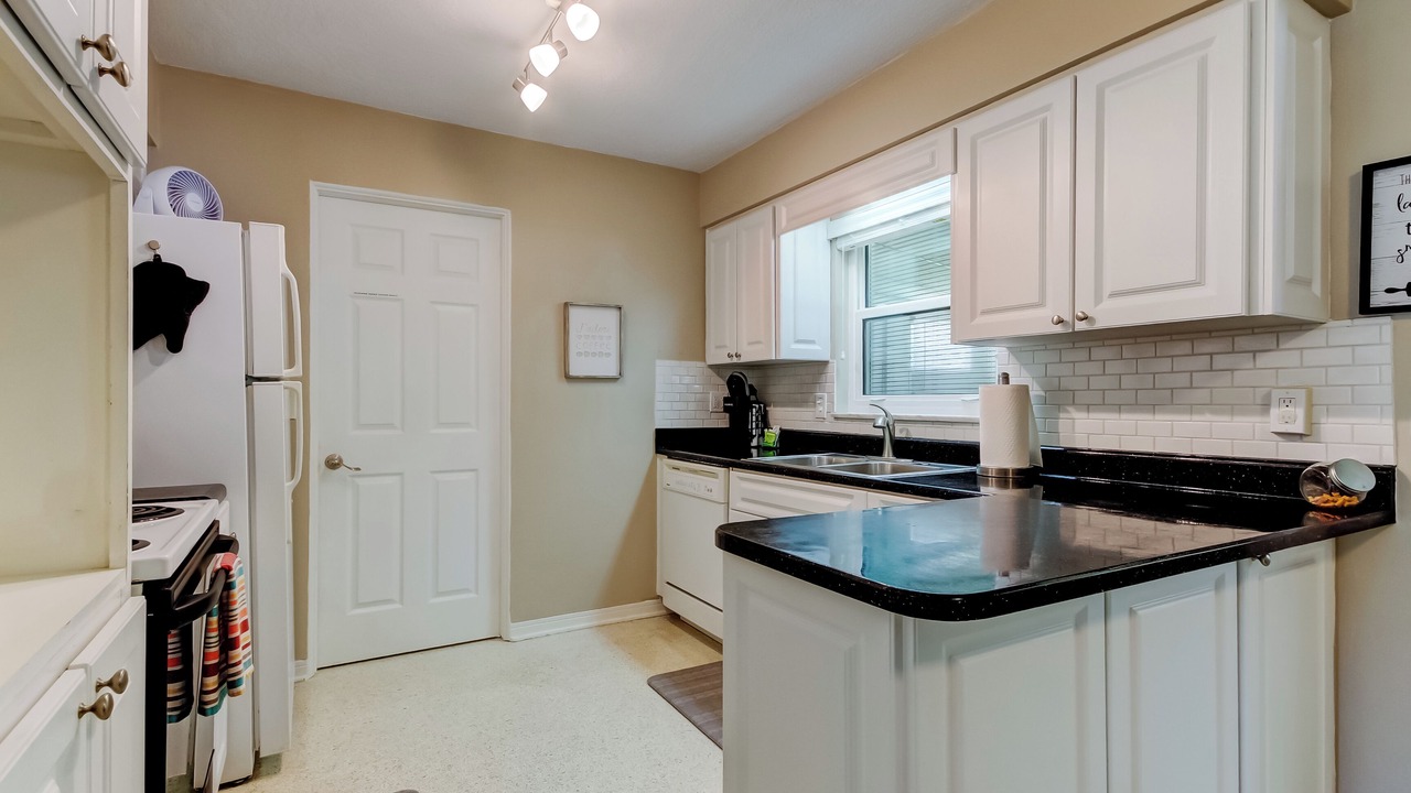 Photo of Kitchen in Boca Ciega Ridge
