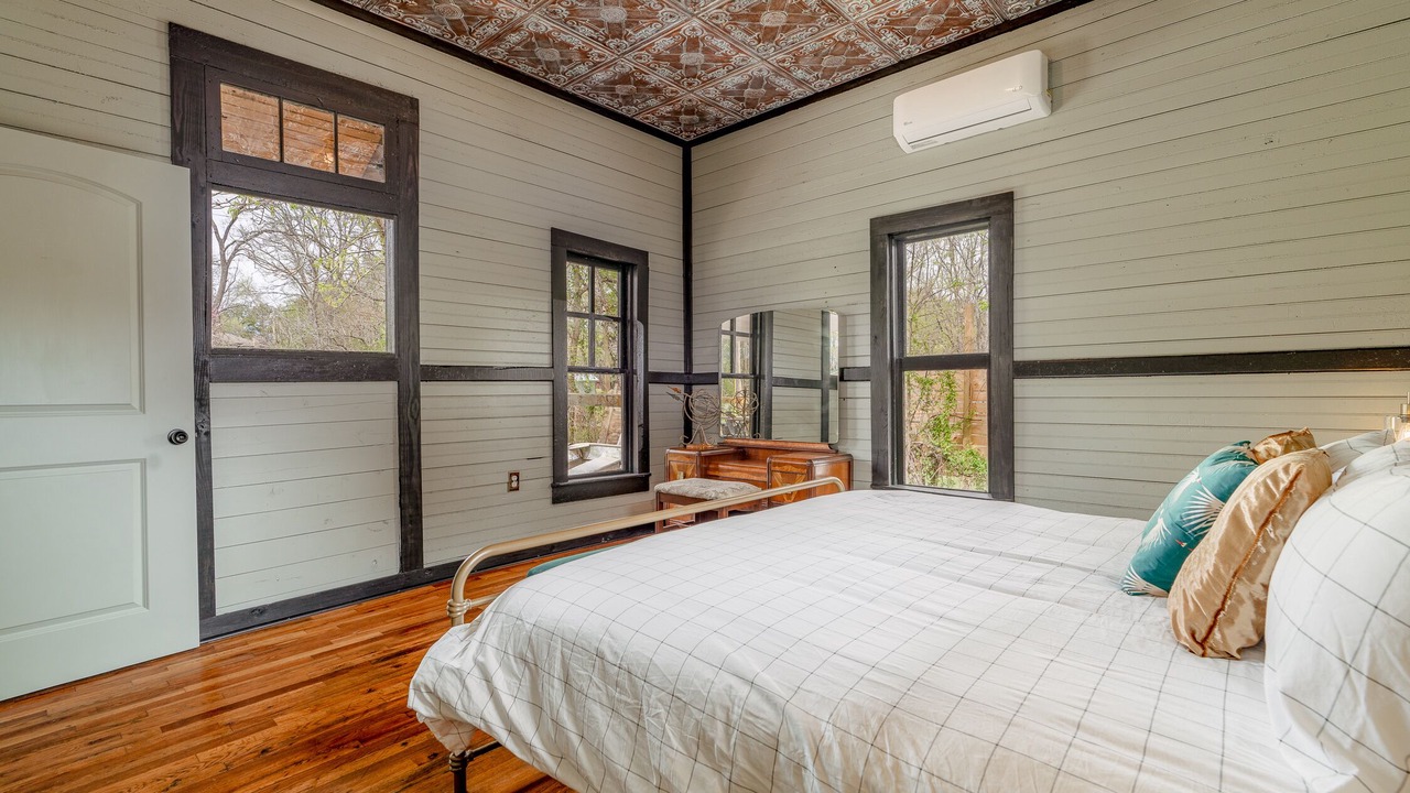 Photo of Bedroom in Holiday Island