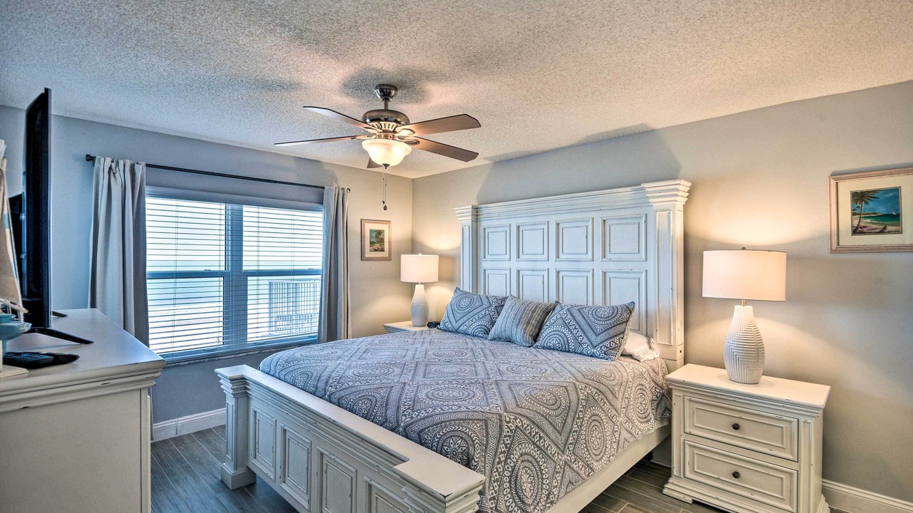 Photo of Bathroom in Seawinds Condo