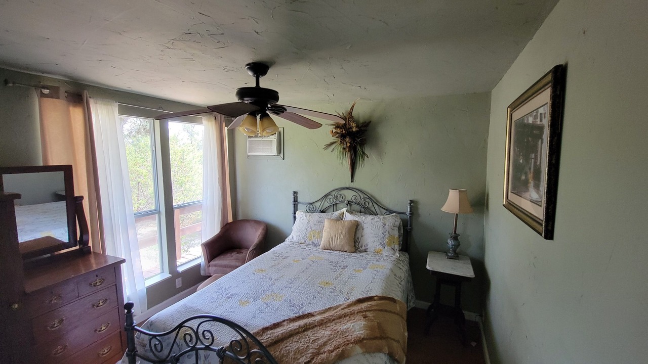 Photo of Bedroom in Davis