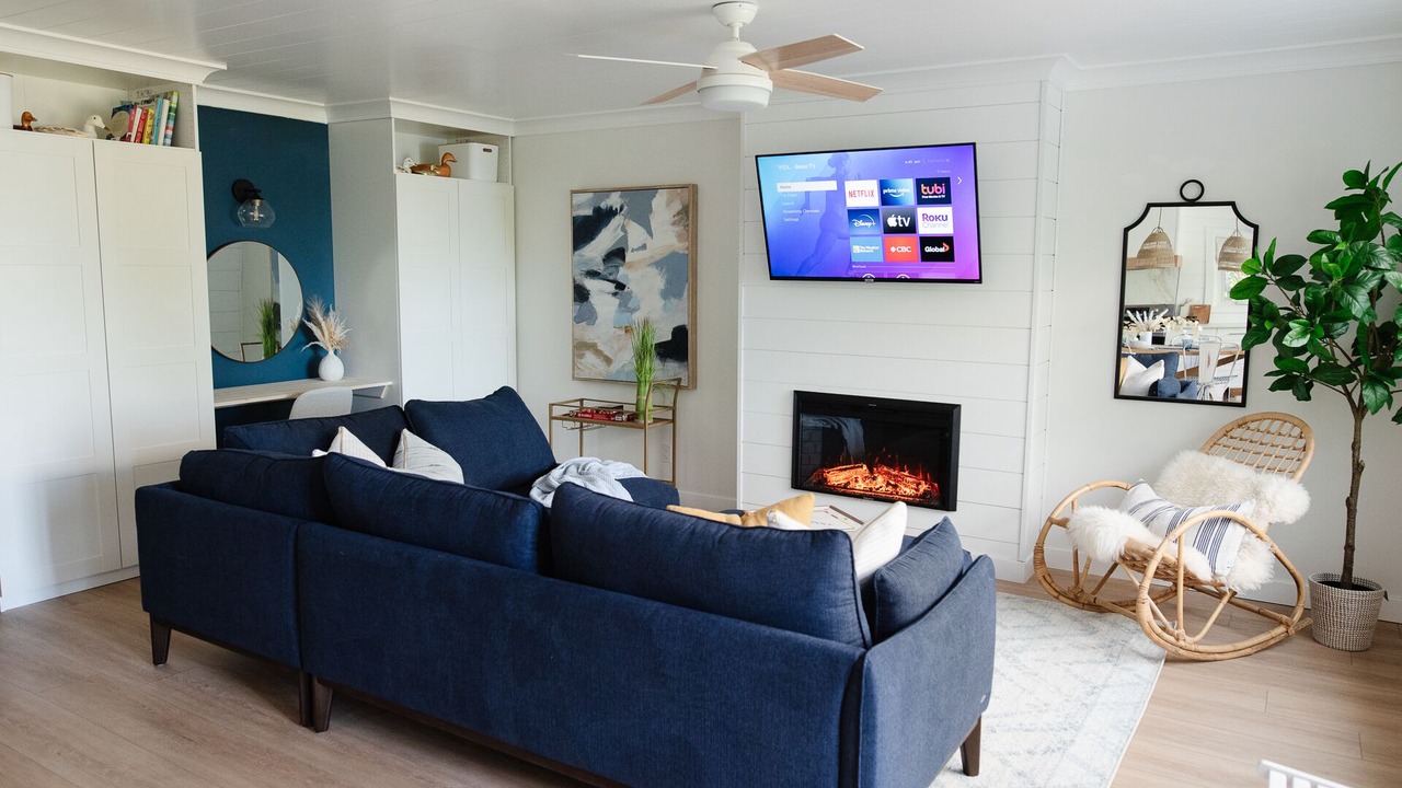 Photo of Livingroom in Parkland County