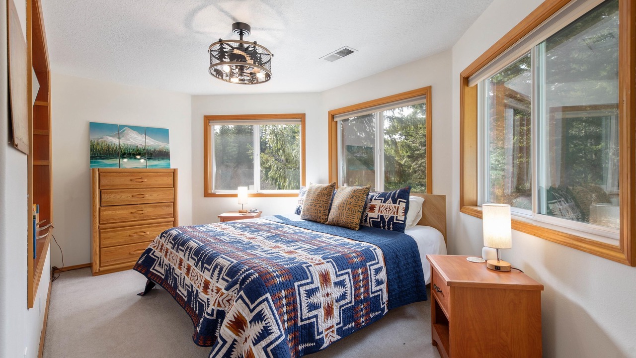 Photo of Bedroom in Rhododendron