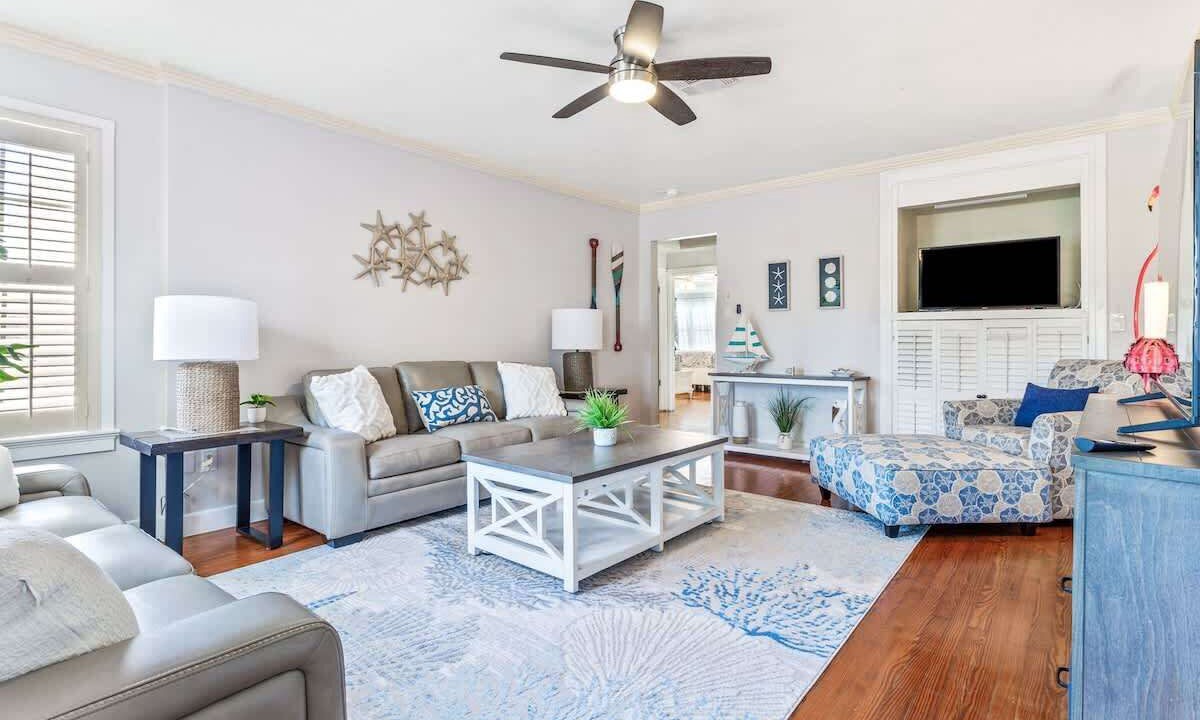 Photo of Livingroom in Bay Esplanade